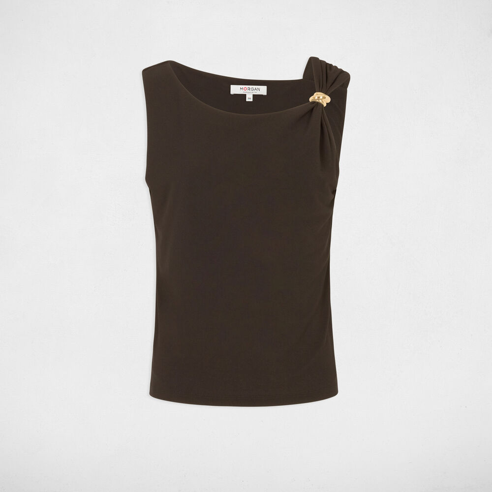Camiseta asim&eacute;trica con joya marr&oacute;n oscuro mujer