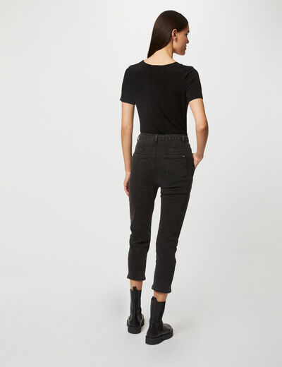 Camiseta manga corta con escote en V negro mujer