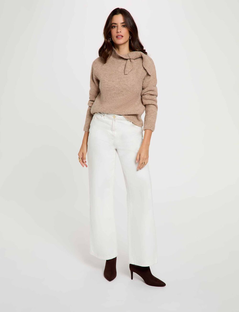 Jersey de cuello alto beis medio mujer