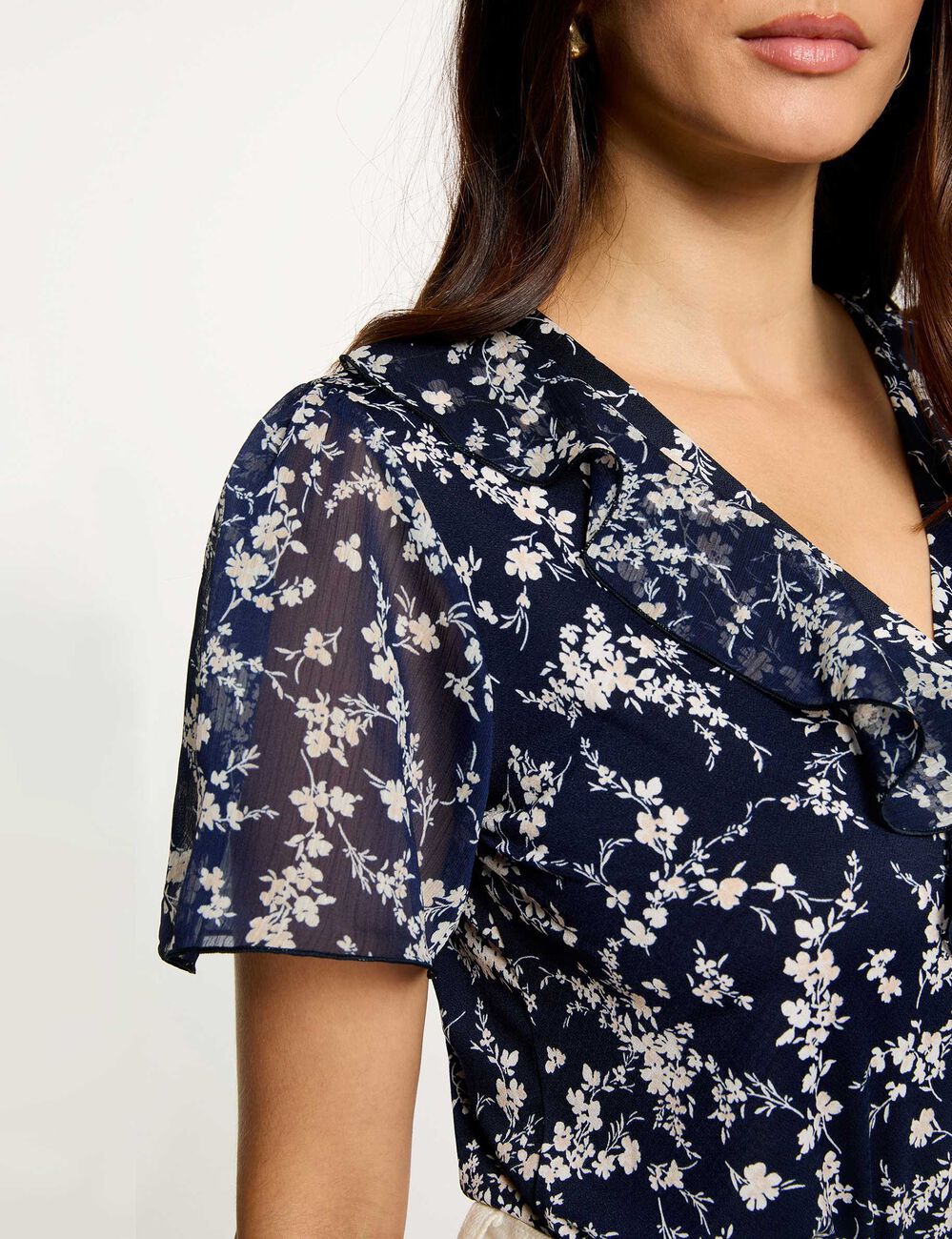 Blusa de gasa con cuello en v azul marino mujer