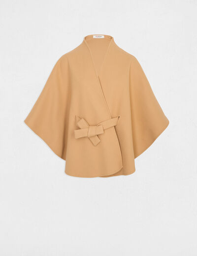 Capa con cintur&oacute;n beige mujer
