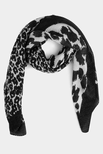 Fular plisado estampado animal negro mujer