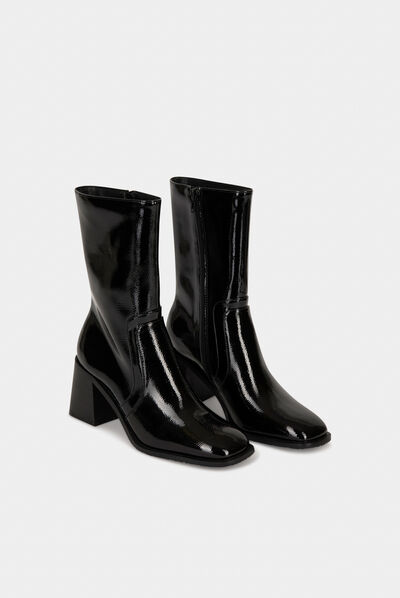 Botines de tacones de charol negro mujer