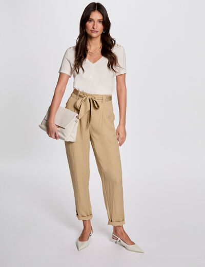 Pantalón estrecho en pernera beige mujer