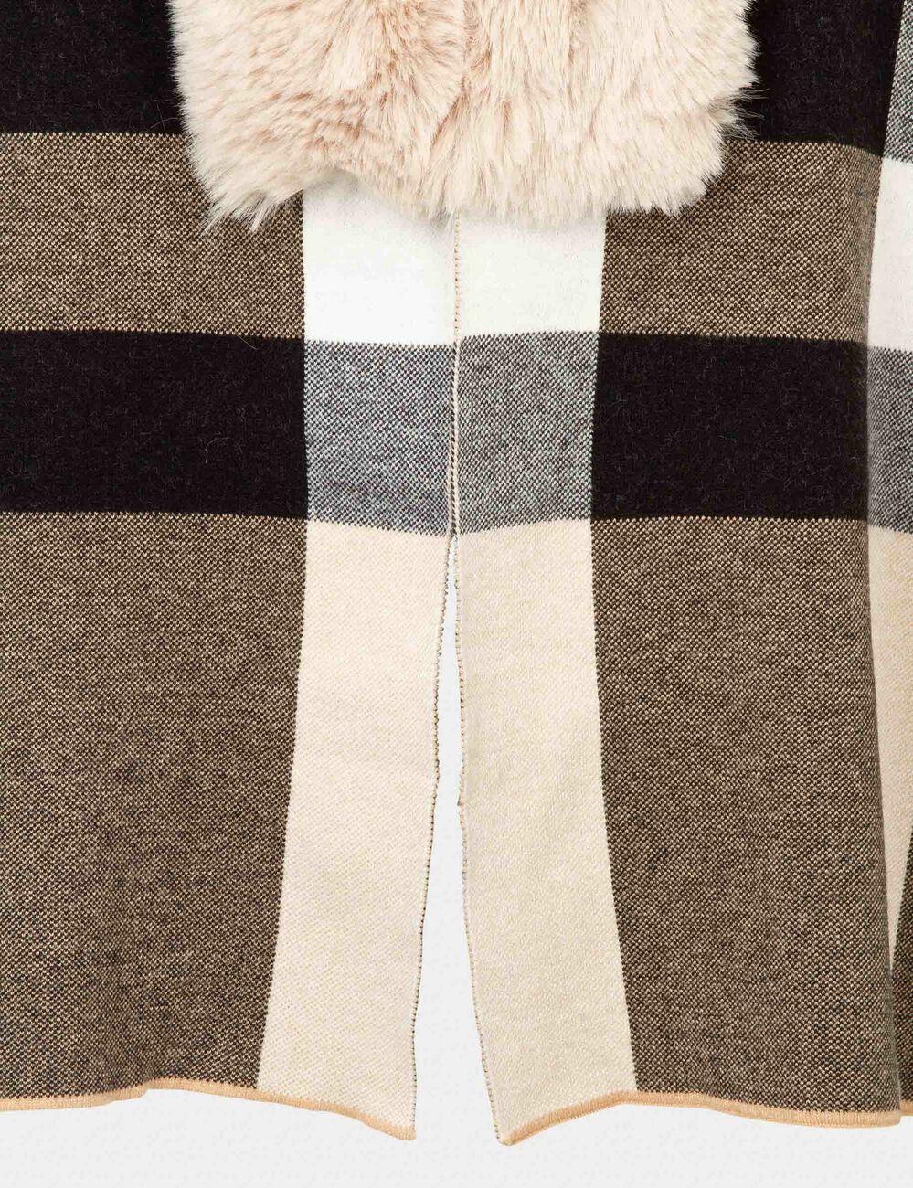 Poncho con detalles pelo de imitación arena mujer