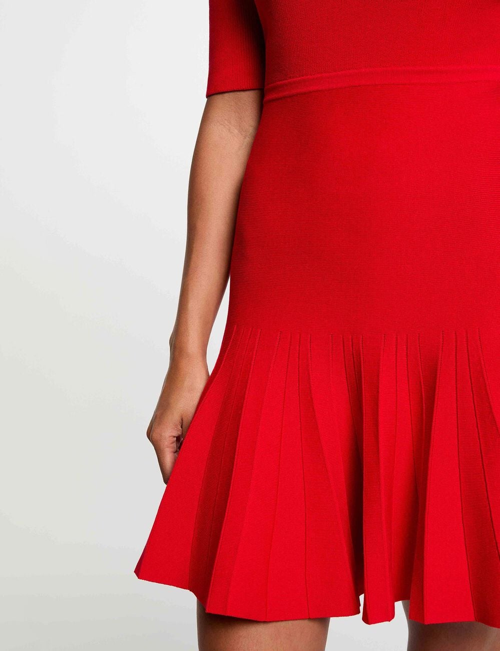 Vestido de punto plisado rojo mujer