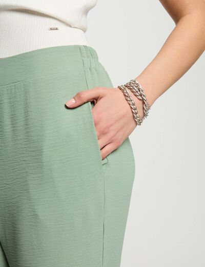 Pantalón pernera ancha holgado verde claro mujer