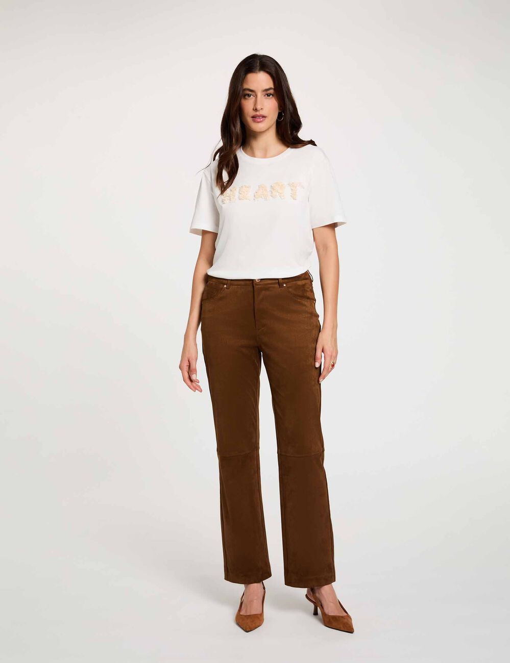 Camiseta con bordado en relieve blanco mujer