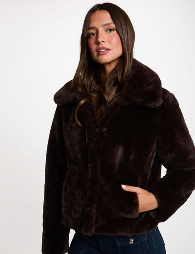 Chaqueta corta de piel sint&eacute;tica marr&oacute;n oscuro mujer