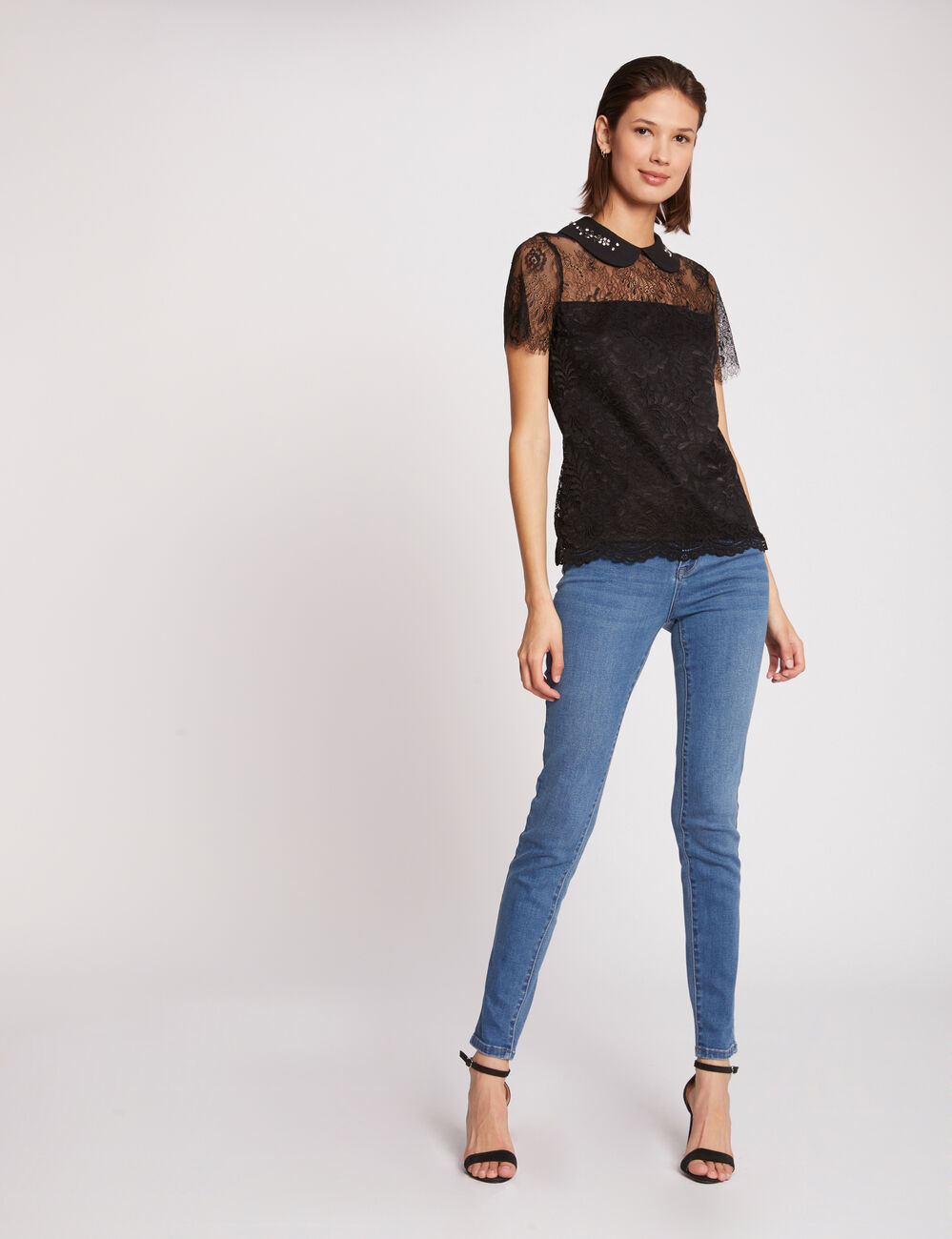 Blusa manga corta con encaje y abertura negro mujer