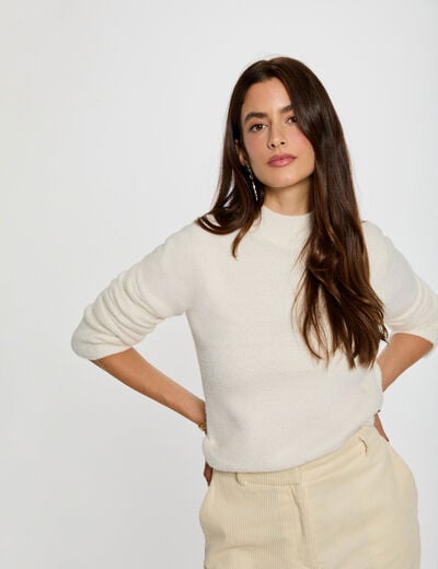 Jersey ajustado de cuello alto marfil mujer