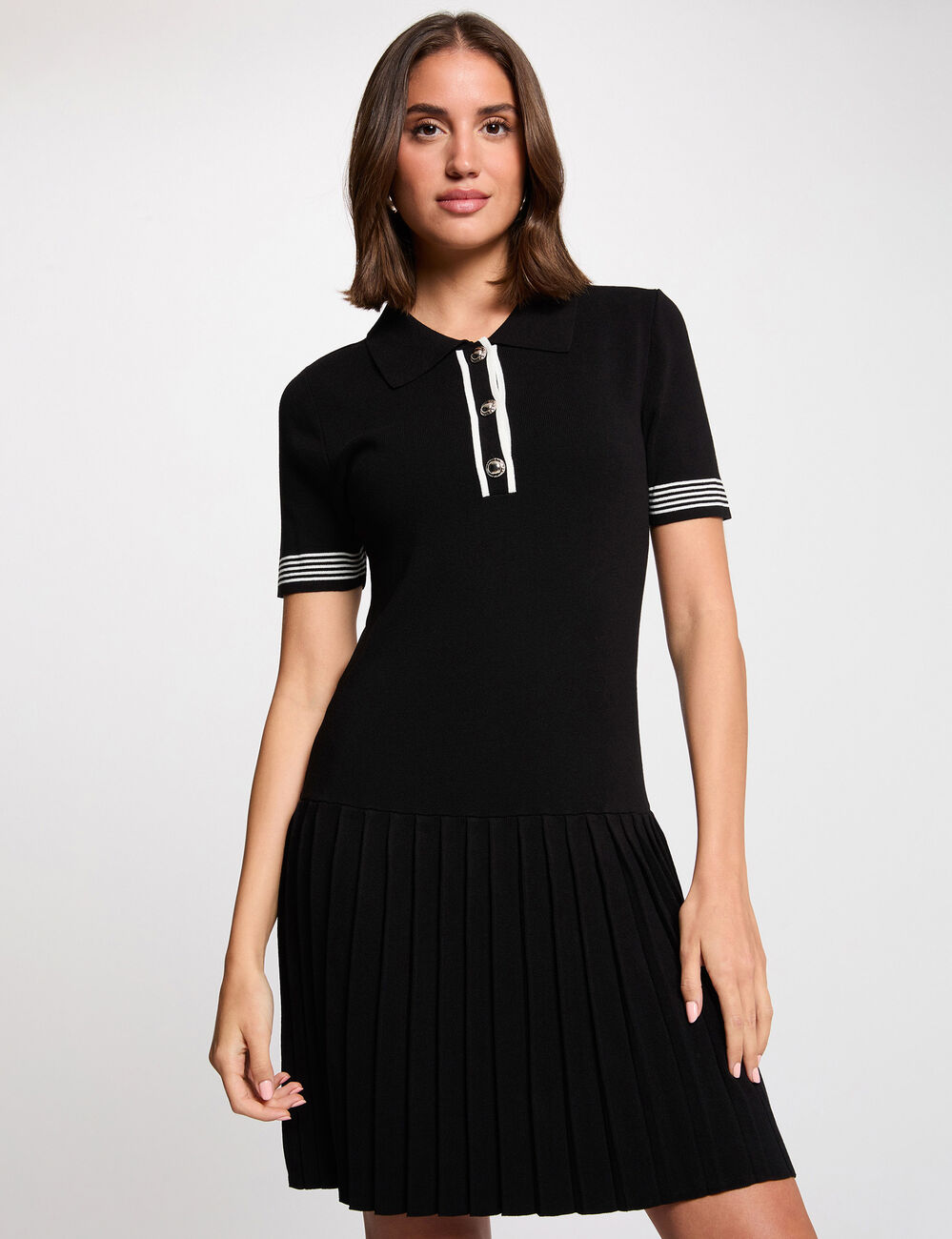 Vestido de punto con cuello polo negro mujer