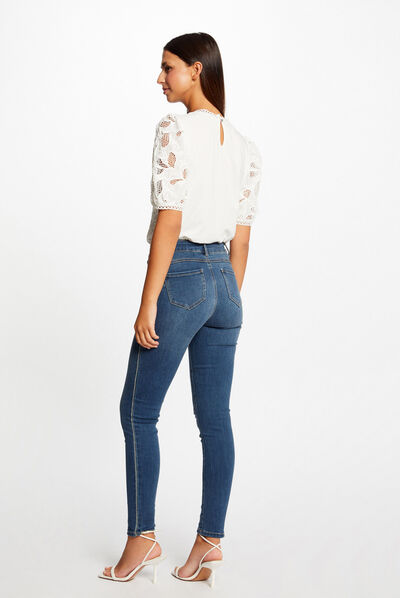 Vaquero slim con ribetes metalizados vaquero stone mujer