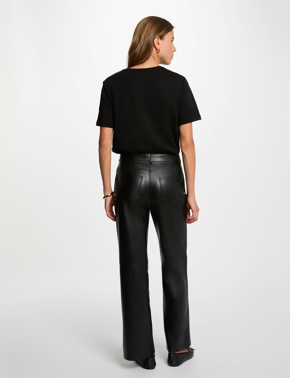 Pantal&oacute;n bootcut de cuero sint&eacute;tico negro mujer