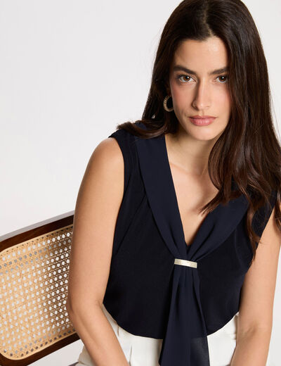 Camiseta con cuello lazada azul marino mujer