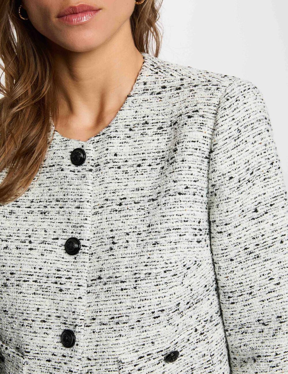 Chaqueta recta con cuello redondo marfil mujer