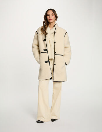 Abrigo oversize suave beige mujer