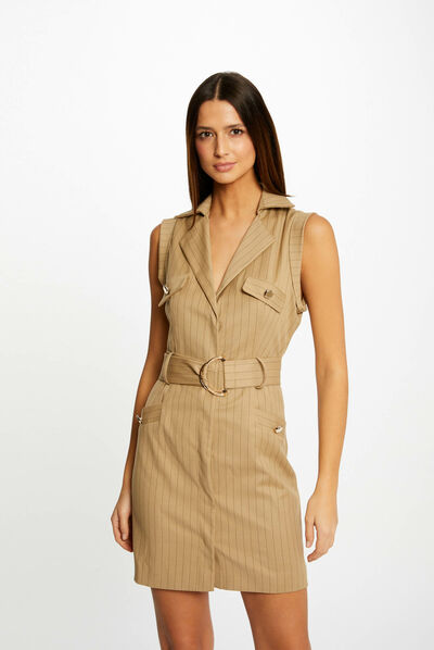 Vestido recto con cinturón y rayas arena mujer