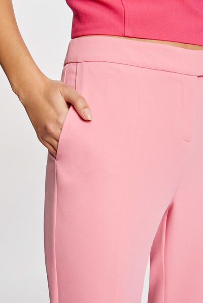 Pantalón de traje ajustado con abertura  mujer