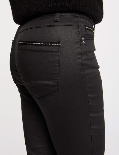 Pantalón slim efecto mojado negro mujer