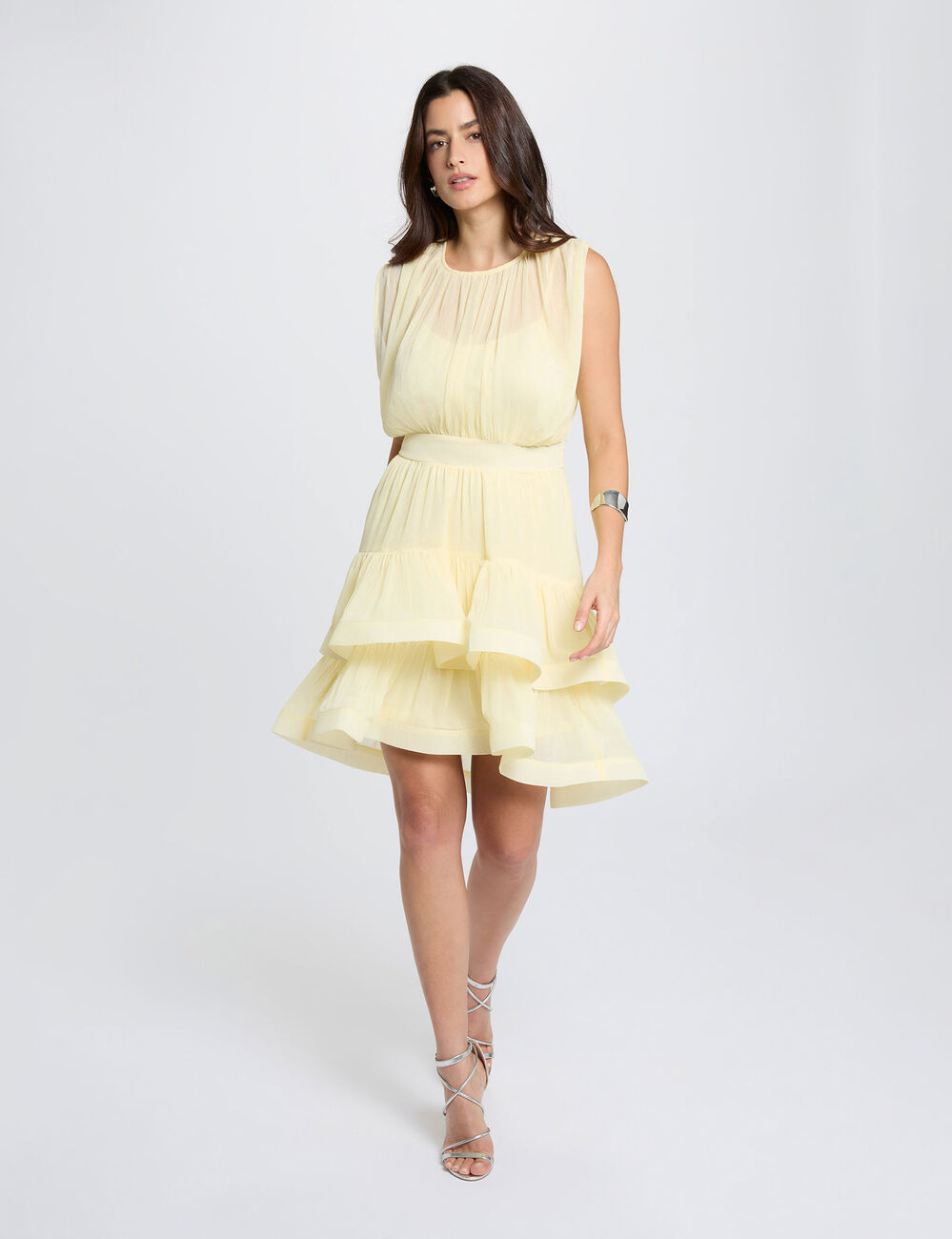 Vestido corto con cuello alto amarillo pastel mujer