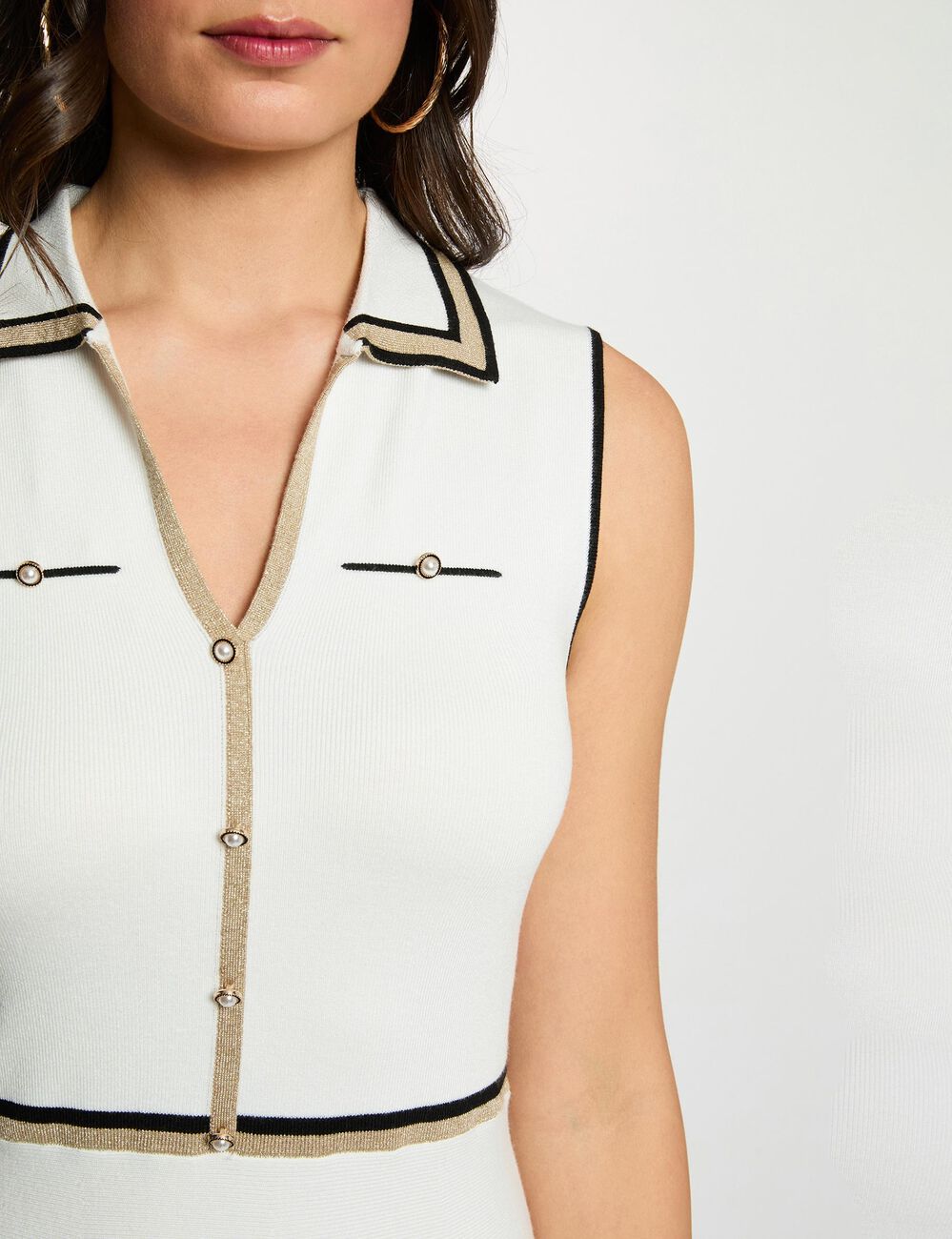 Vestido de punto con cuello vuelto blanco mujer