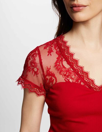 Camiseta manga corta con encaje rojo mujer