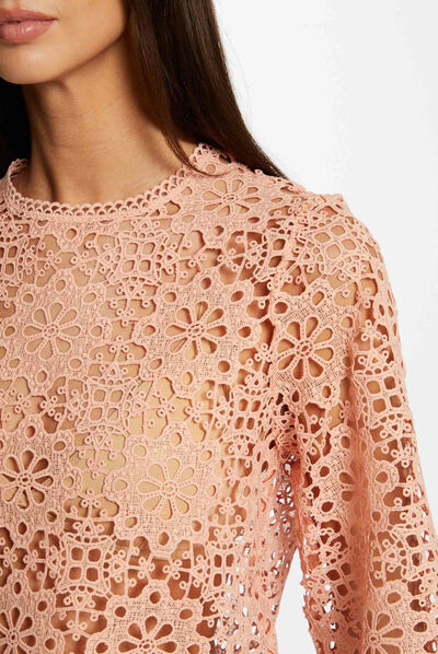 Blusa manga corta con encaje  mujer