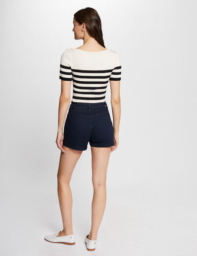 Pantal&oacute;n corto slim con botones denim crudo mujer