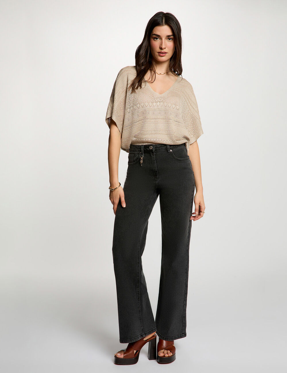 Jersey oversize con cuello en V amarillo oro mujer