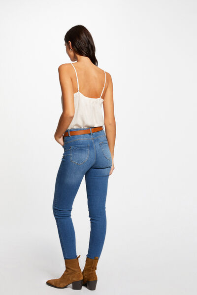 Blusa con tirantes finos y encaje marfil mujer