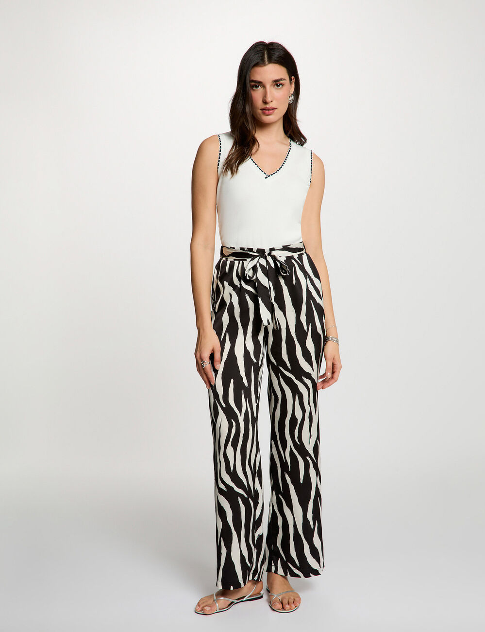 Pantal&oacute;n fluido estampado multicolor mujer