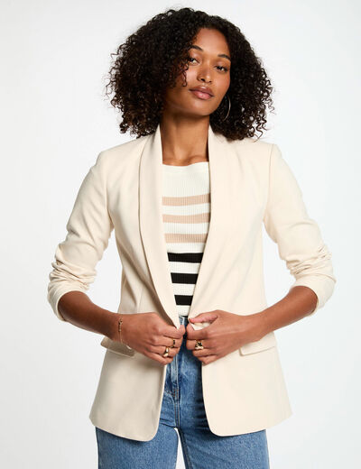 Chaqueta corta cuello chal marfil mujer