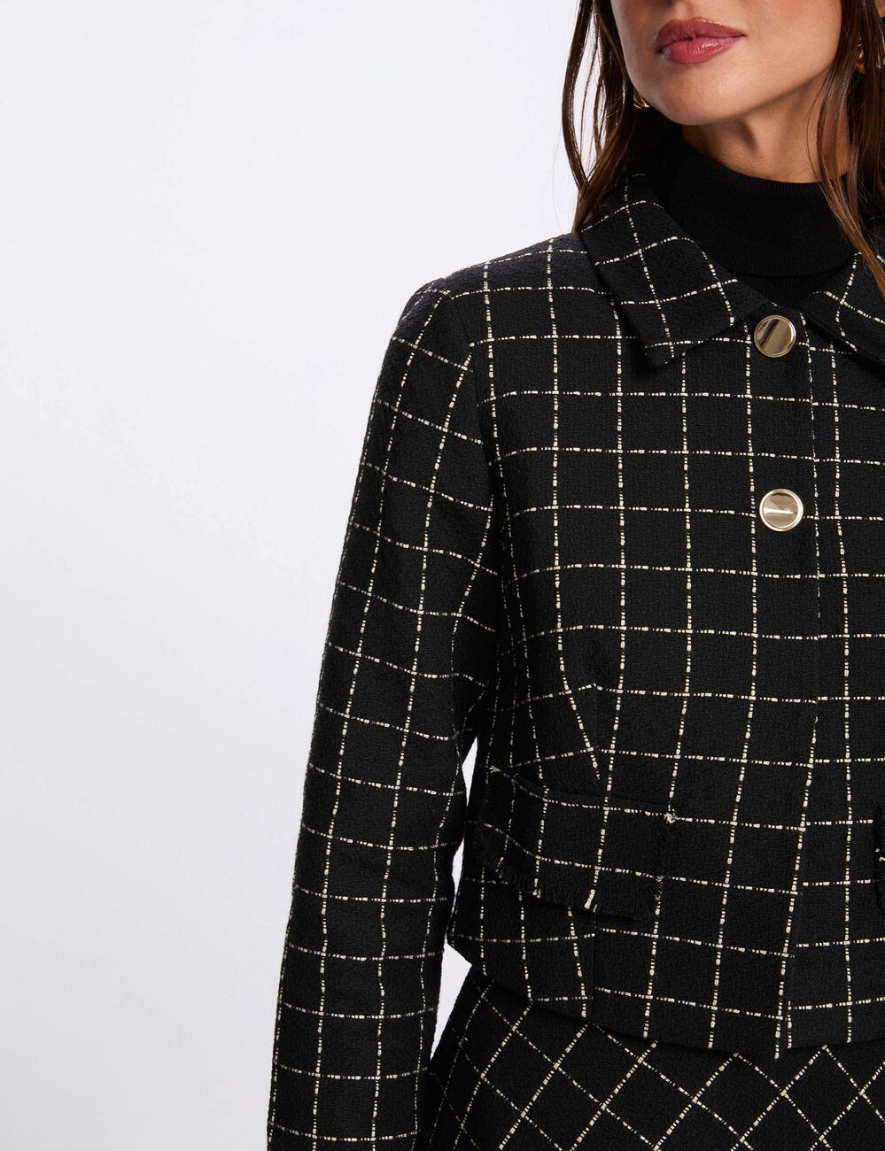 Chaqueta corta entallada negro mujer