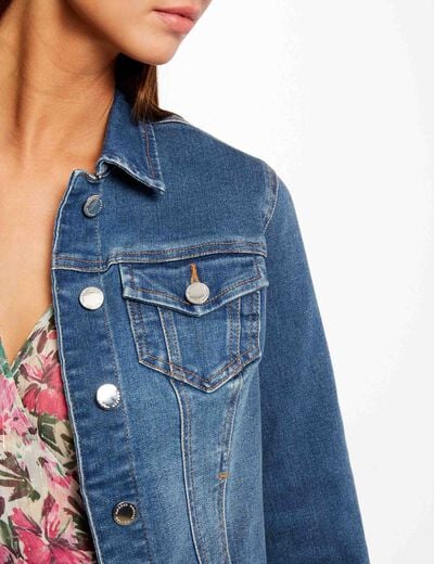 Chaqueta vaquera recta abotonada denim stone mujer