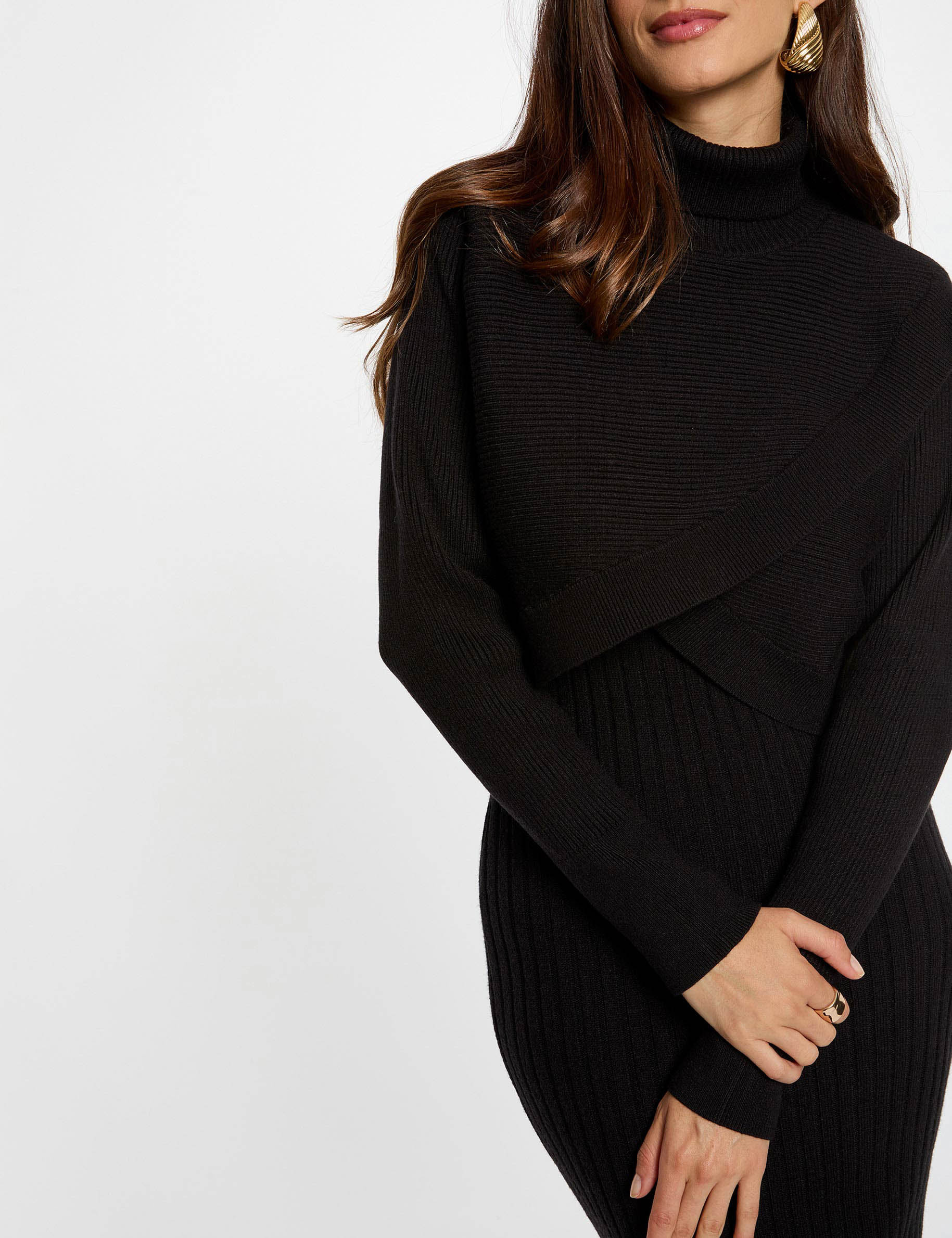 Vestido de punto con cuello alto negro mujer