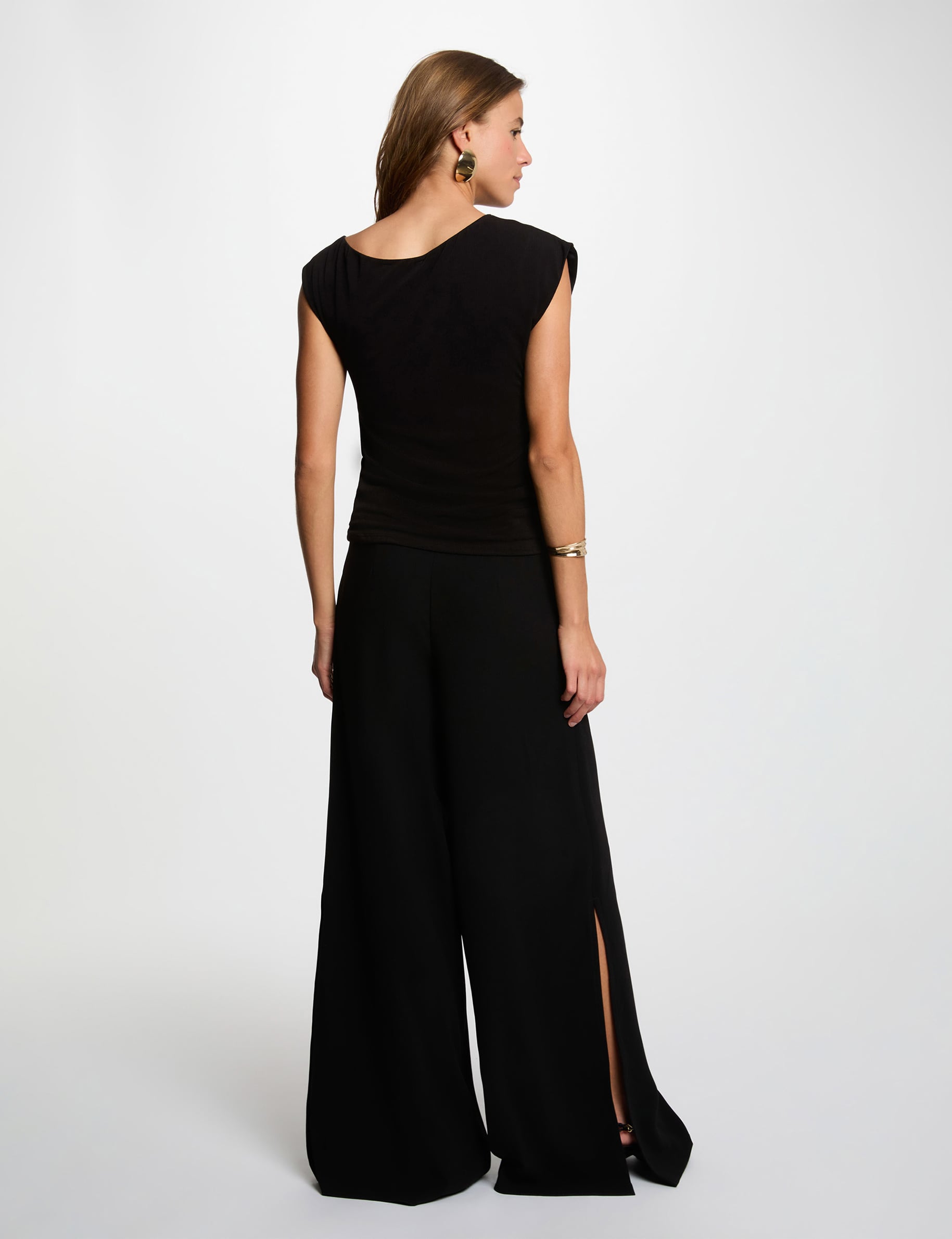 Camiseta cuello redondo manga corta negro mujer