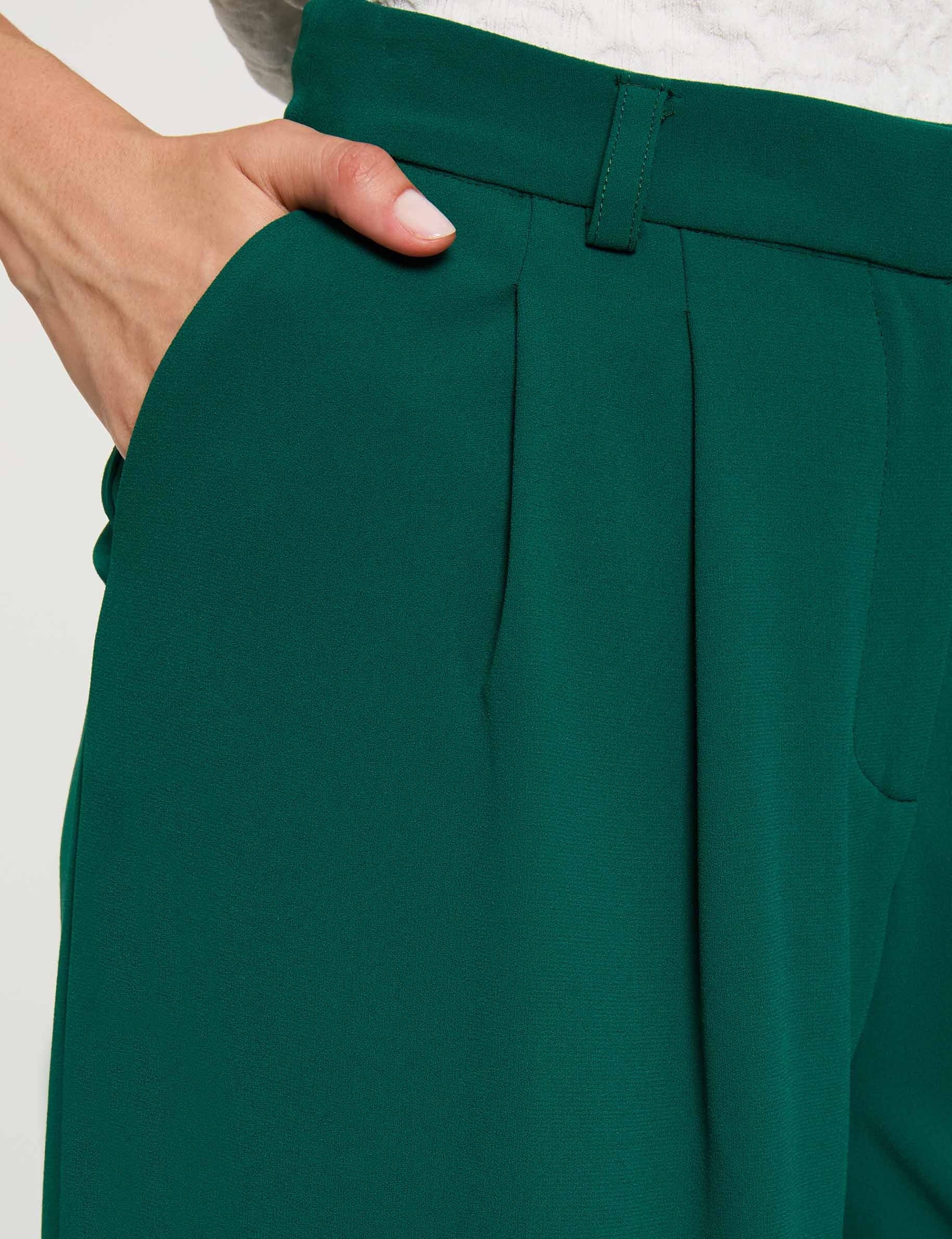 Pantal&oacute;n ancho de tiro alto verde mujer