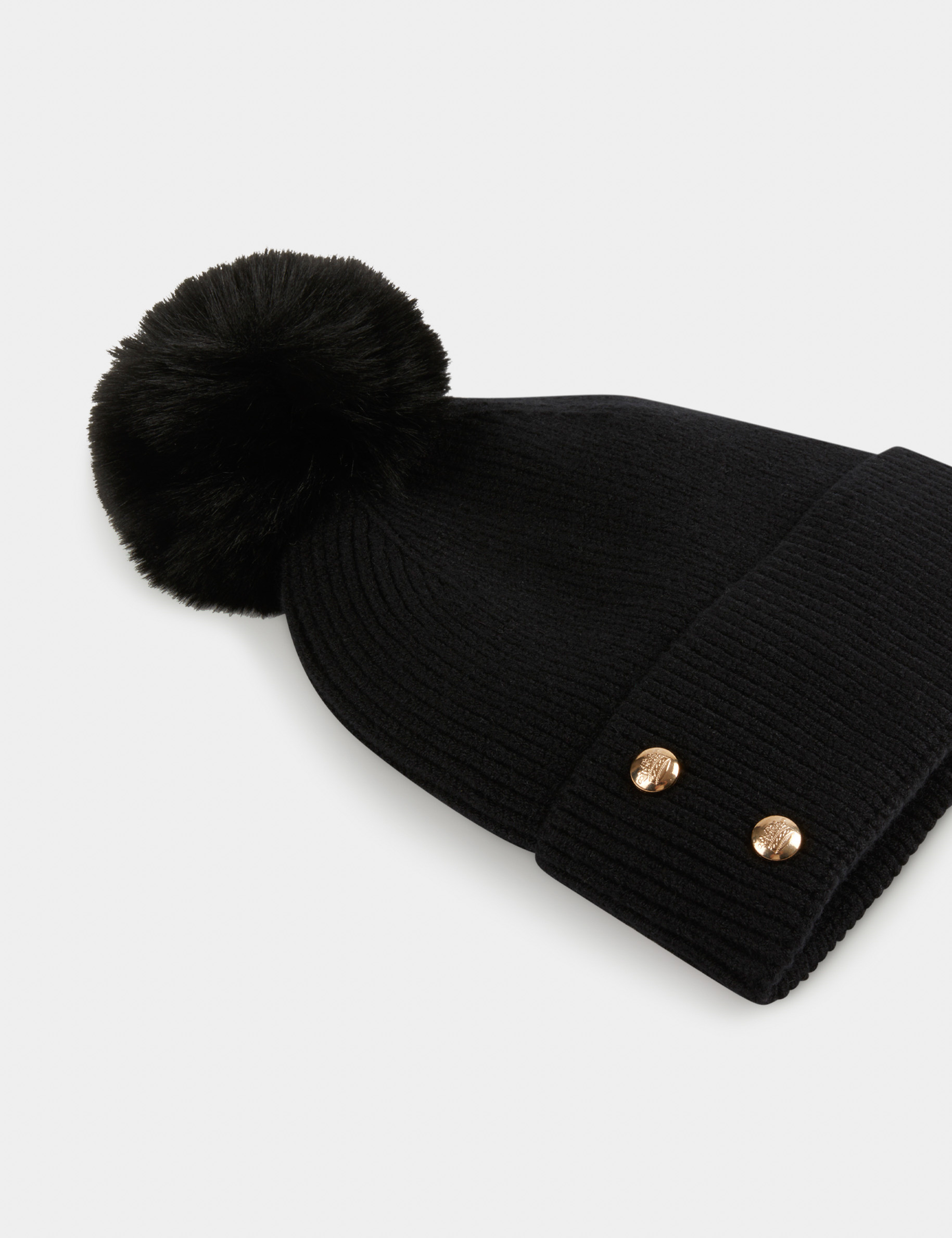 gorro con botones y pompon negro mujer Gorro con botones y pompón negro mujer