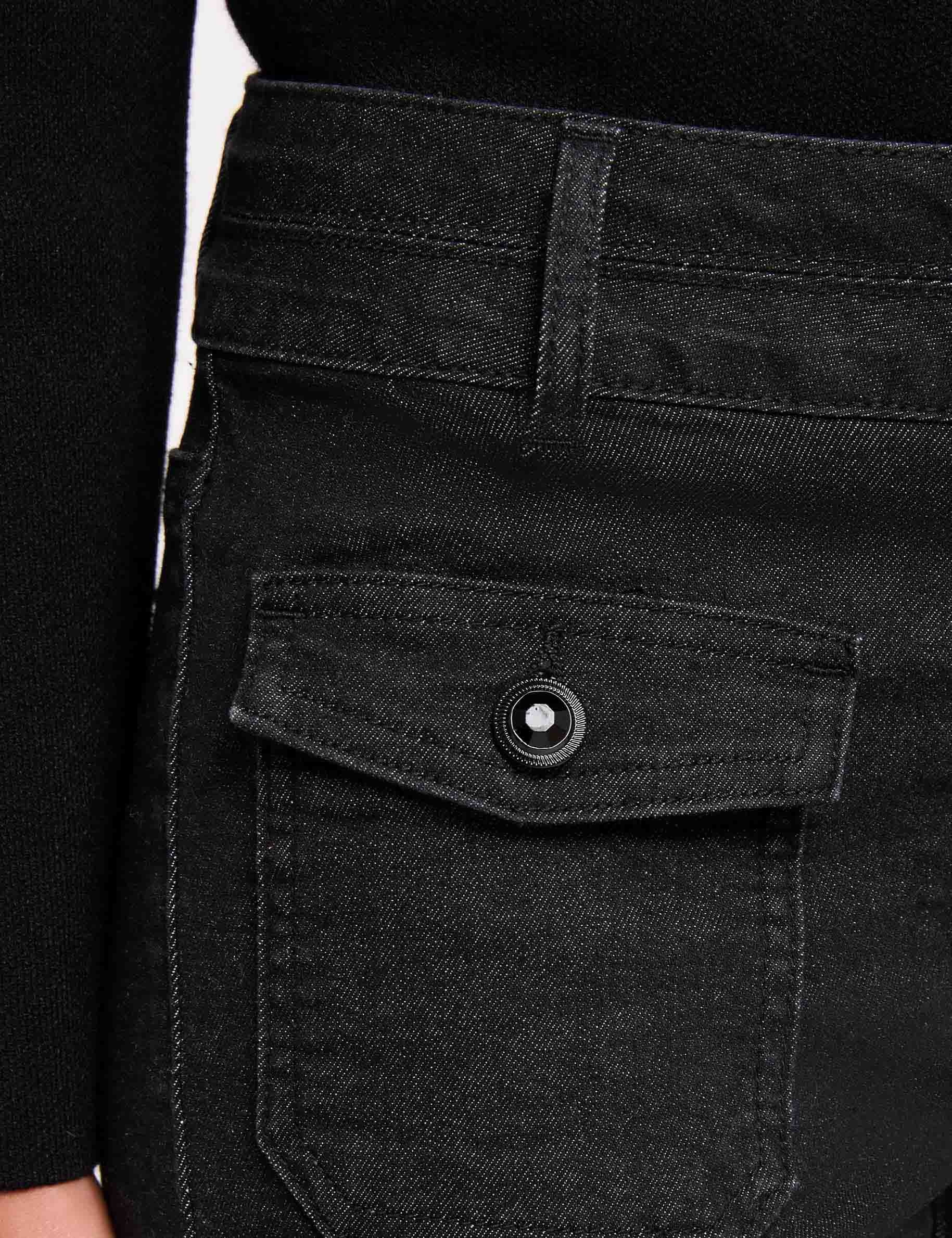 Vaqueros bootcut con botones denim negro mujer