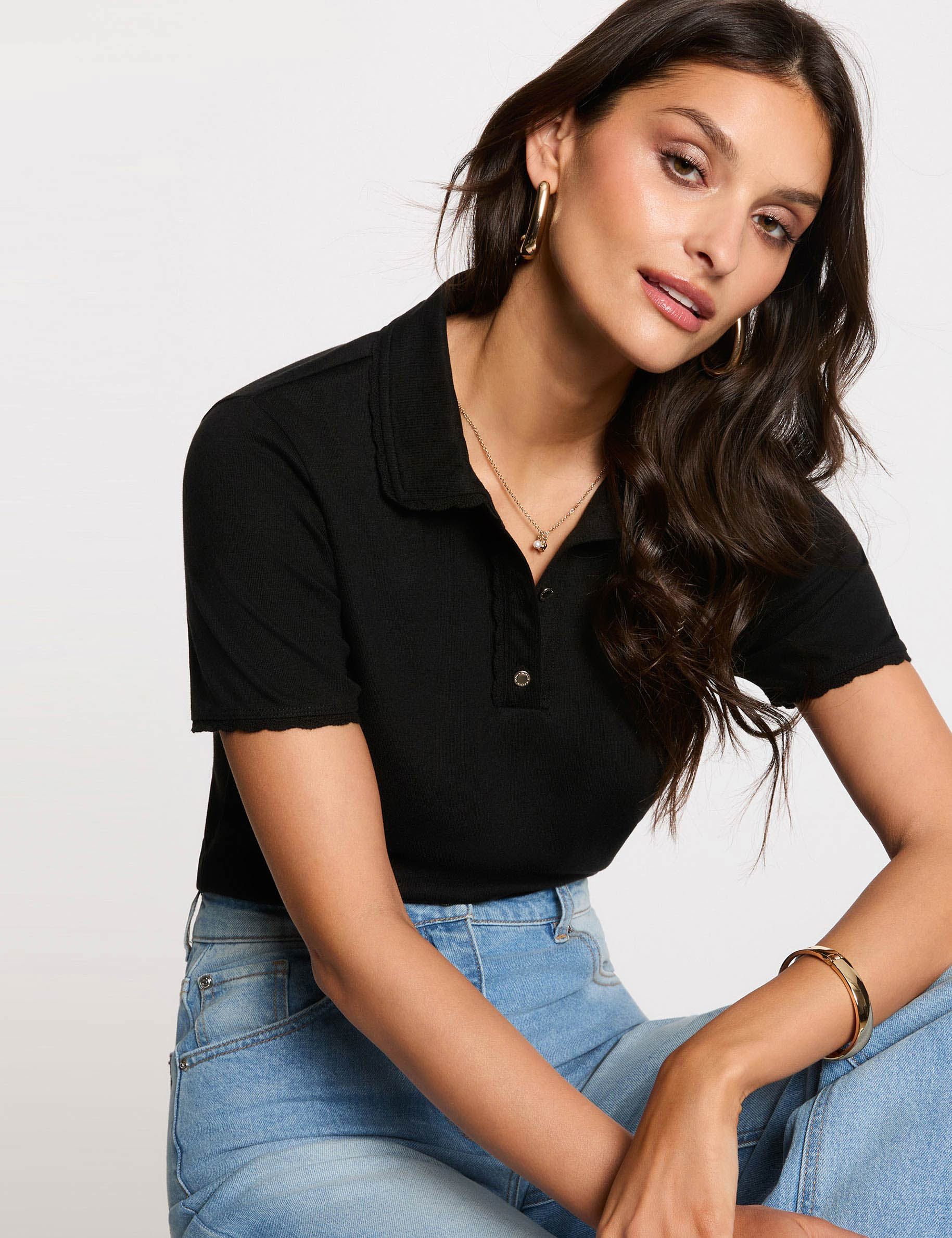 Punto ligero con cuello con solapa negro mujer