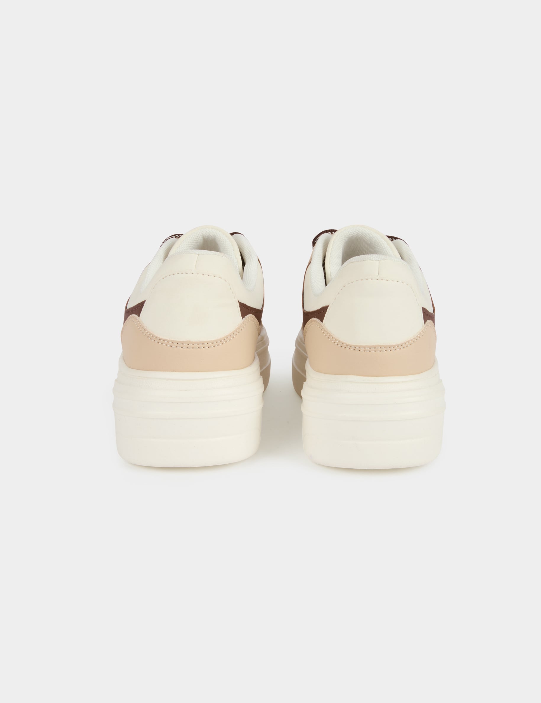 Zapatillas bicolor de piel sint&eacute;tica blanco mujer