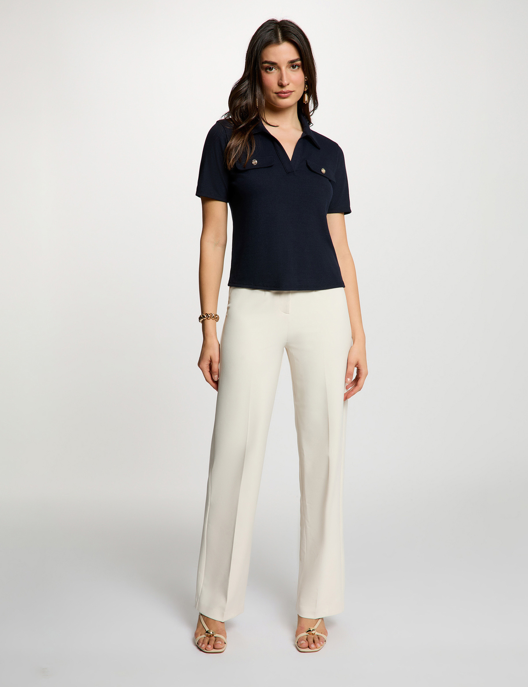 Pantal&oacute;n recto con pinzas creme mujer