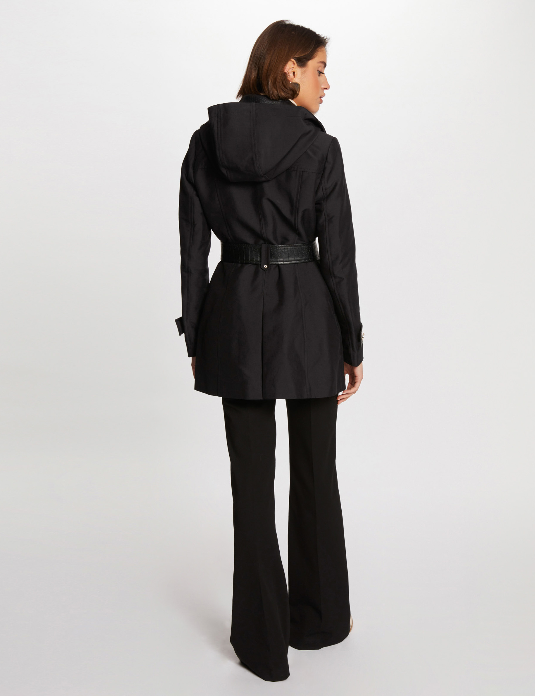 gabardina con cuero sintetico negro mujer Gabardina con cuero sintético negro mujer