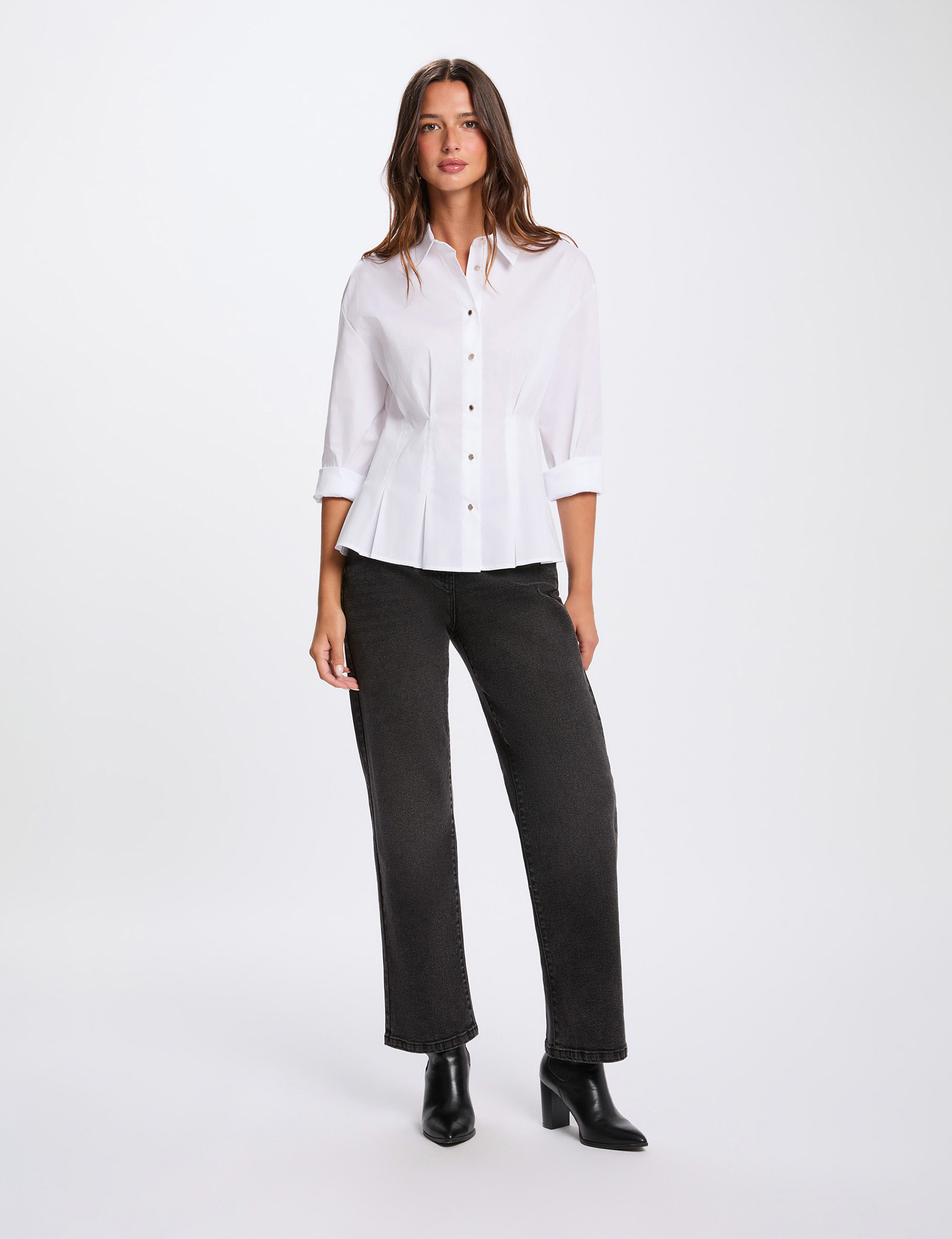 Camisa entallada con cuello de solapa blanco mujer