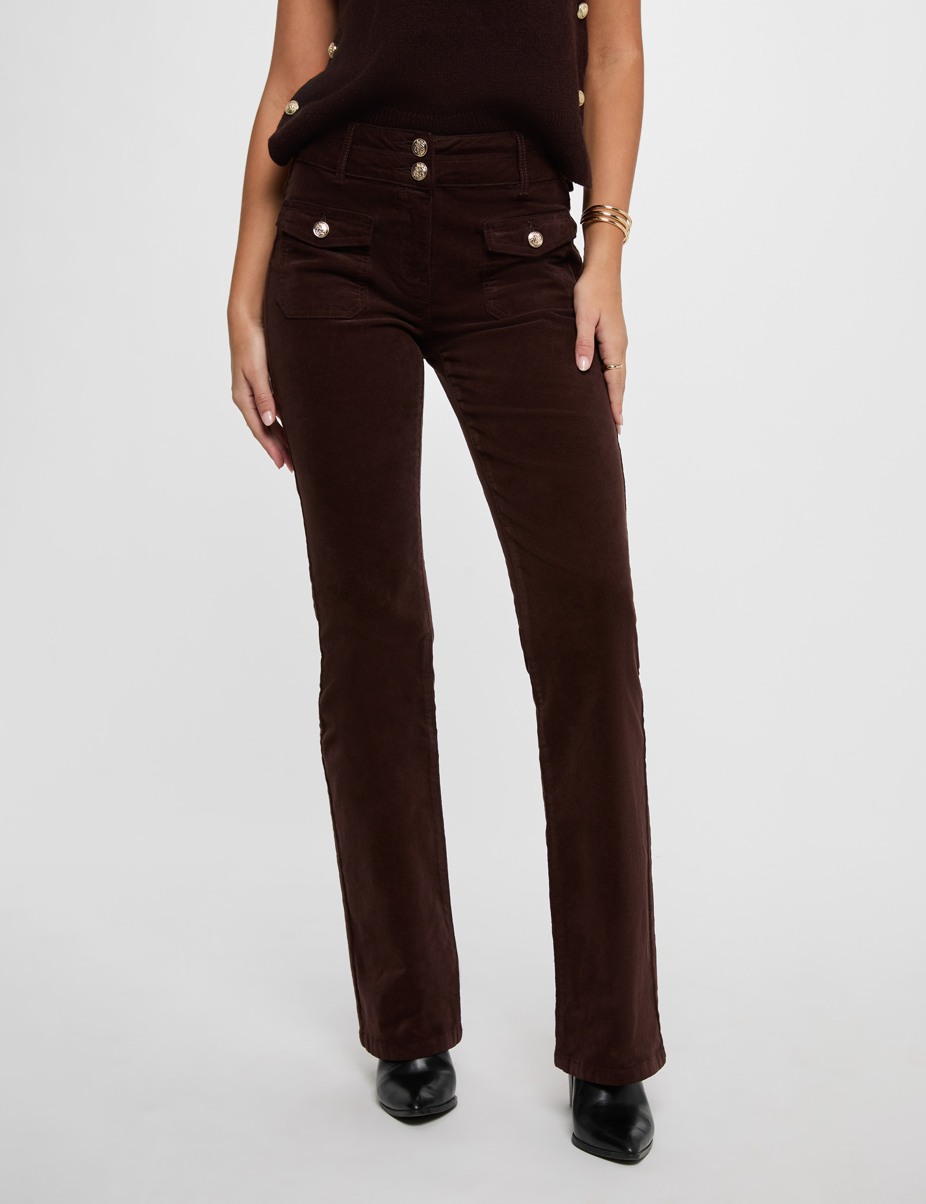 Pantal&oacute;n ajustado terciopelo marr&oacute;n oscuro mujer