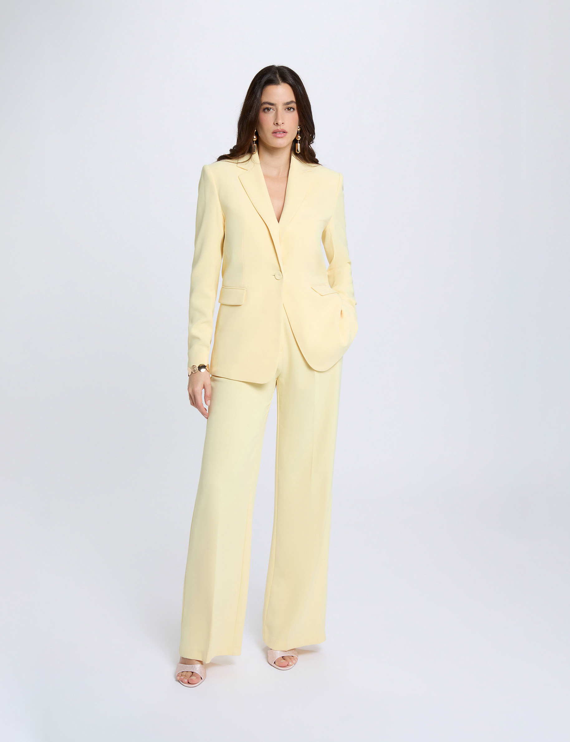 Chaqueta con cuello de sastre amarillo claro mujer