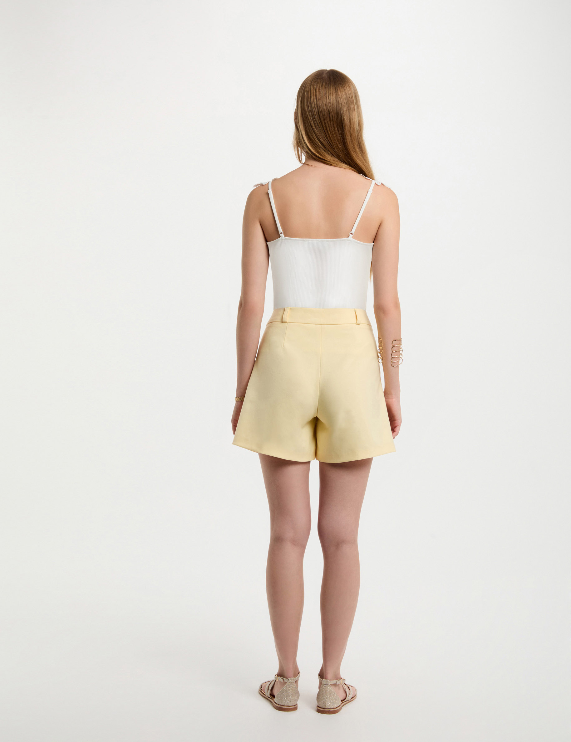 short recto amarillo pastel mujer Short recto amarillo pastel mujer