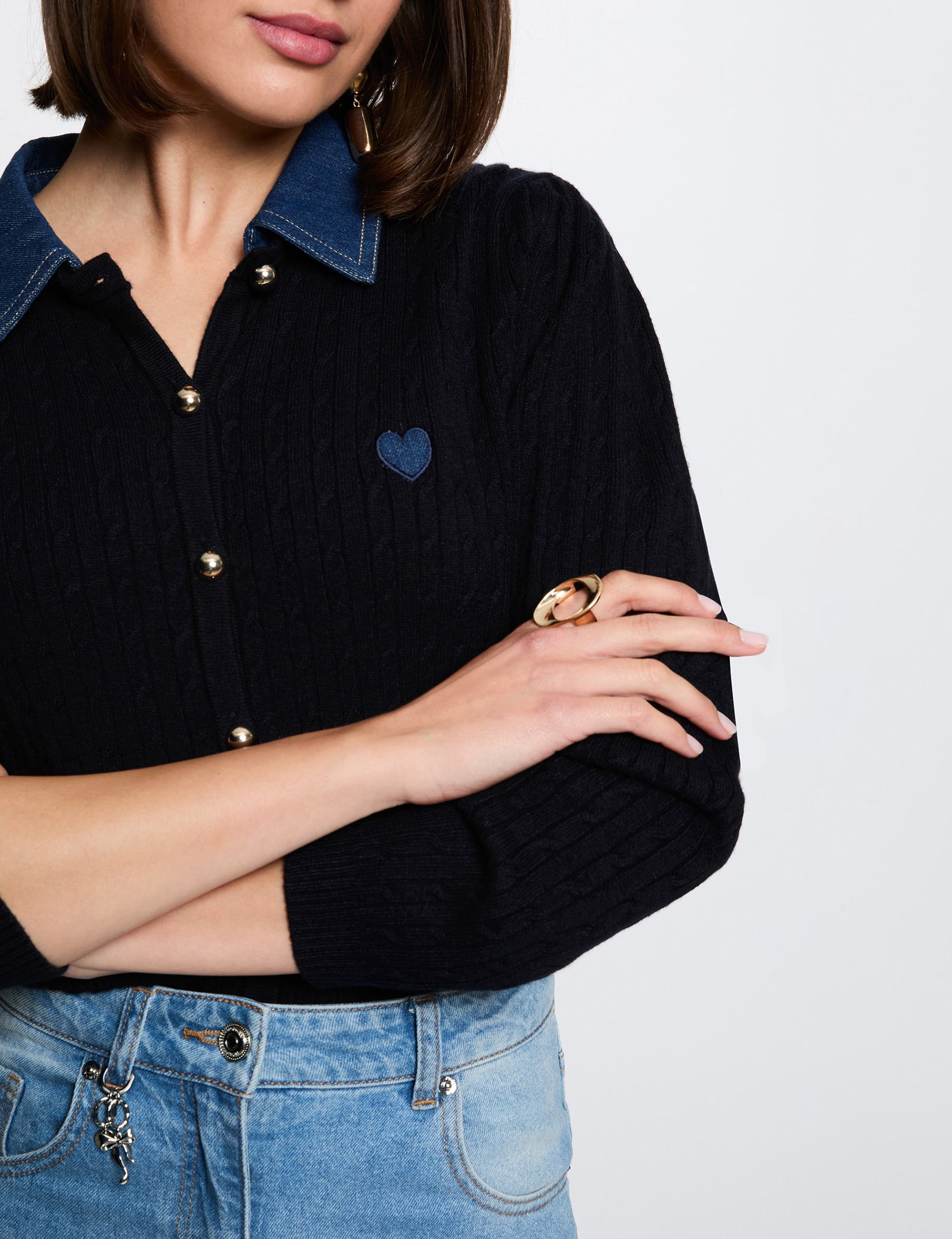 Jersey con cuello vuelto y botones azul marino mujer