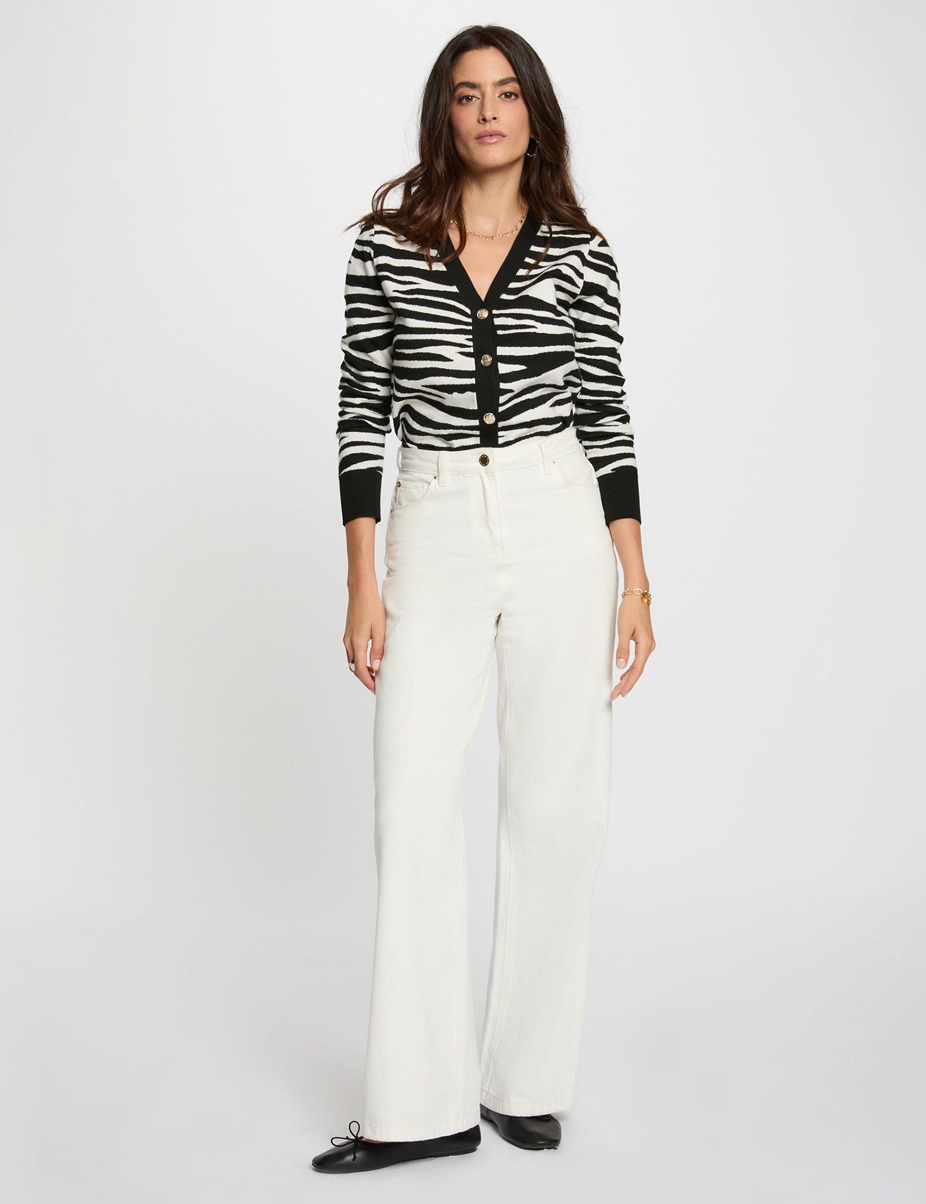 chaleco cropped con cuello en v negro mujer Chaleco cropped con cuello en V negro mujer
